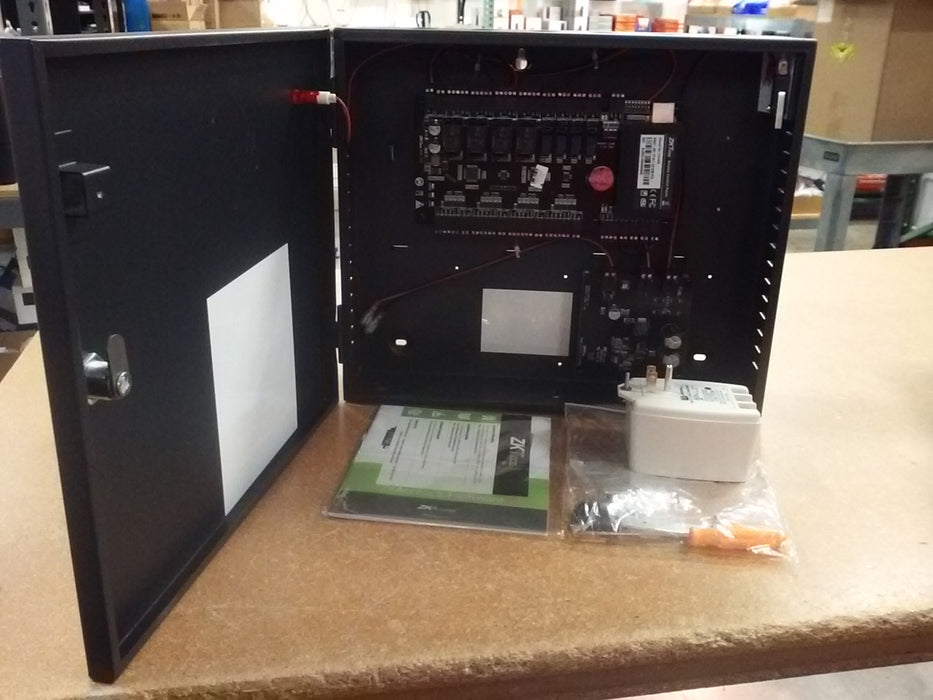 4 Door C3-Pro Advanced Access Control Bundle (US-C3-400-BUN)