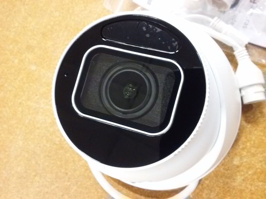 4K UltraHD (8MP) Prime I NDAA Compliant Weatherproof Turret IP Security Camera with a 2.8-12mm Motorized Lens and LightHunter Illumination Technology (IPC3638SBADZKI0)