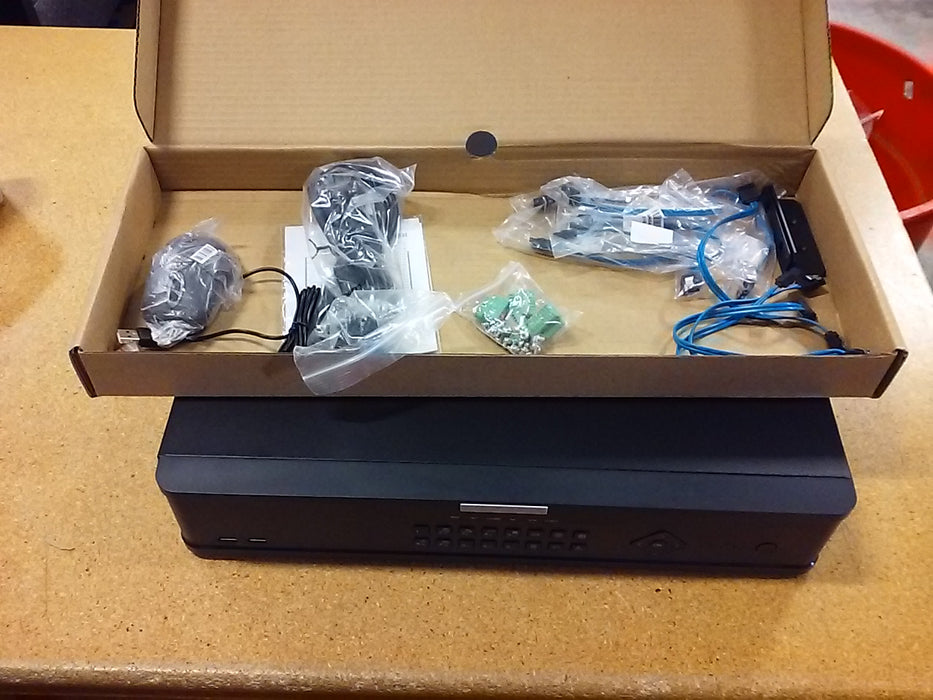 12MP 32-Channel NDAA-Compliant IP Network Video Recorder with 8 SATA Hard Drive Bays and RAID Data Protection (UNVR32X)