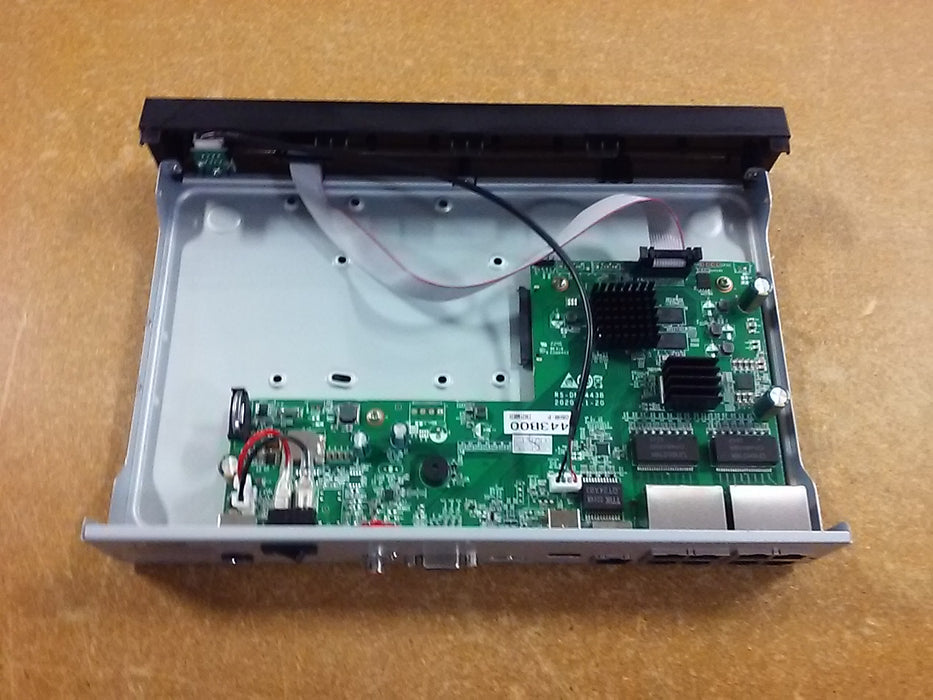 8-Channel 4K UltraHD NDAA-Compliant PoE Network Video Recorder with 8 PoE Ports and 1 HDD Slot Up to 8TB