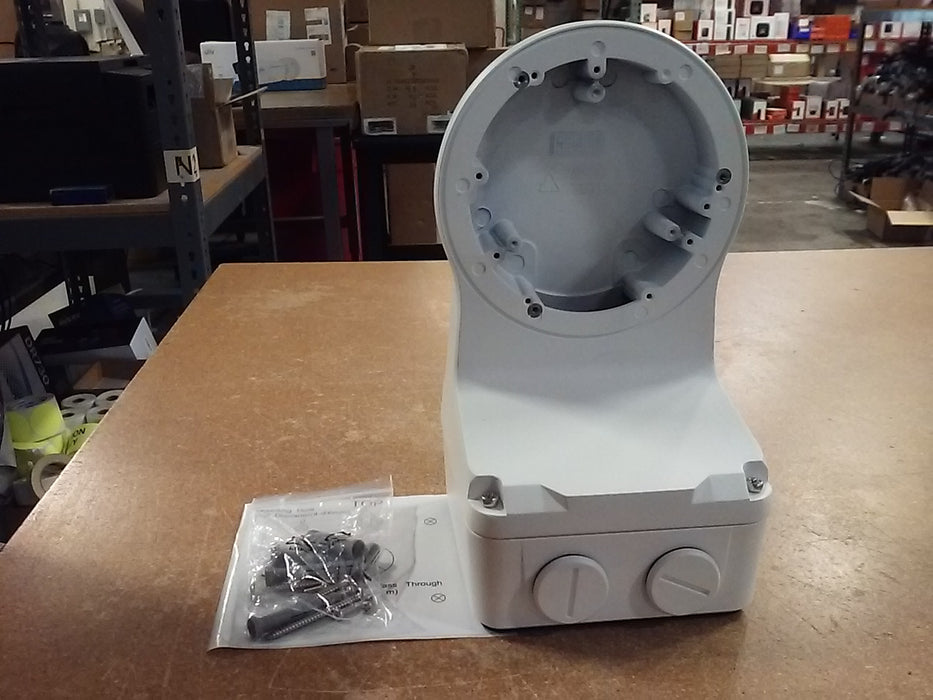Wall Mount W/ Junction Box for Fixed & Motorized Turrets (TRJB07/WM03FIN)