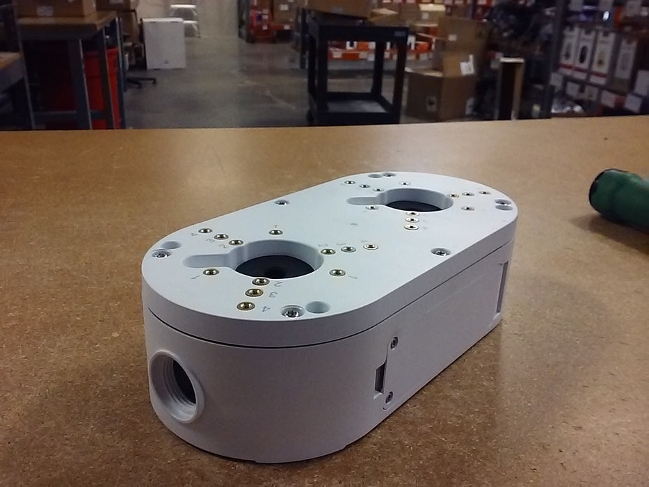 IP66 Weatherproof Dual Junction Box with Integrated 2-Port PoE Switch, for Fixed Lens Cameras (JBOXSWITCH)