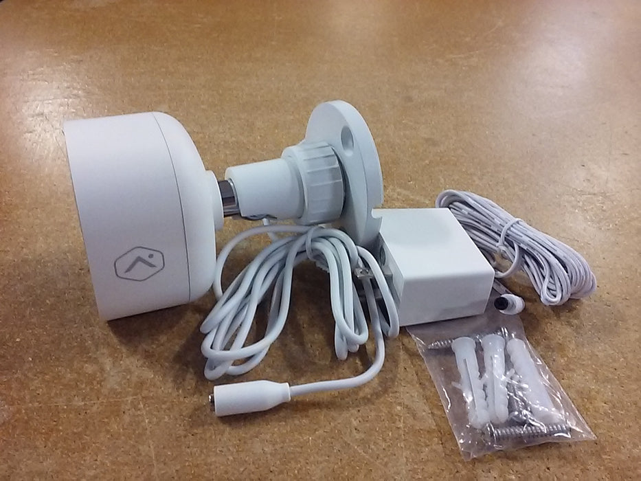 Alarm.com 4MP Outdoor Bullet Cam IP66 Rated 1TB Storage Capacity (ADC-V730)