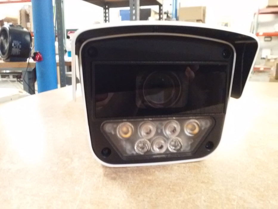 4MP Weatherproof License Plate Recognition (LPR) IP Bullet Camera with AI Vehicle Detection, Wise-ISP, 8-32mm Motorized Zoom, 60fps, PoE, ANR, NDAA Compliant (PKC2641Z80P)