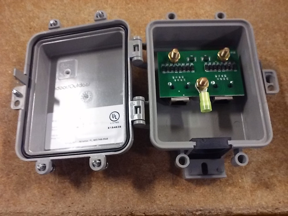 Outdoor Gigabit PoE Surge Protector (CMJ8-POE-A-C5)